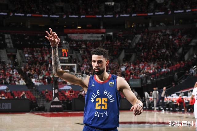 小里弗斯|勇士解說嘲諷小里弗斯：他靠教練爸爸拿過一份大合同