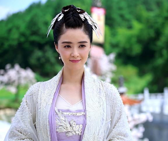 欢乐颂|《欢乐颂》“五美”古装秀，蒋欣垫底、杨紫清冷，她却为古装而生