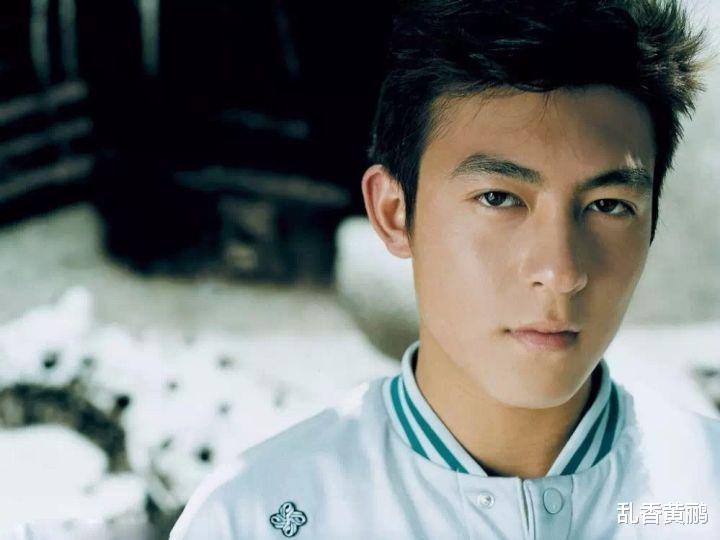 郑爽|同样是弃养，同样拒不认错，为何郑爽被封杀，而他依旧风生水起？