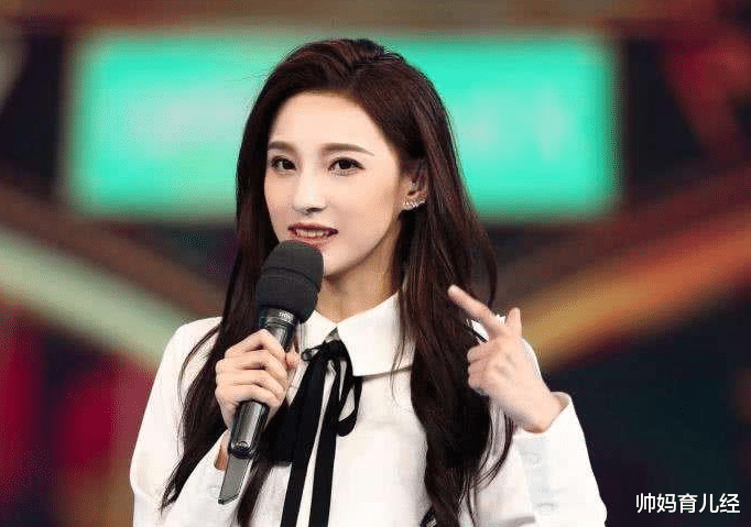 张云龙|央视女主持走红，高颜值收获路人缘，网友说我要和冰冰说再见了