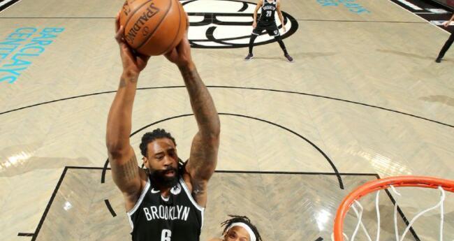 关志玲时尚小助手|篮网一夜太疯狂！2人离队，2人存疑，阿德回归，夺冠概率联盟第一