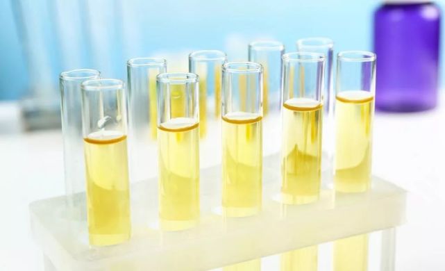 沉默的心灵|28岁男子确诊肝癌，医生怒斥：睡前常做这两件事，铁打的肝也受不了