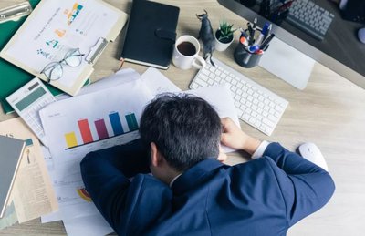 运动|午睡千万不能用这几种姿势!