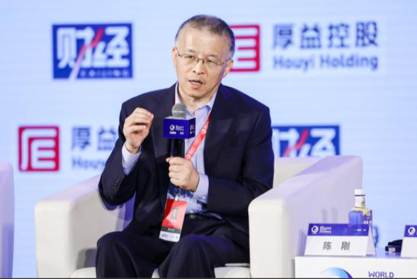 爱国|超81%清华留美毕业生不愿回国？海外求学=不爱国？教育部：要对出去的学生有信心