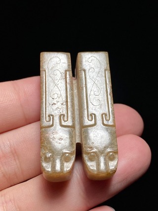 和田玉籽料|汉 和田玉籽料 双龙首 玉饰 嵌饰器 把件