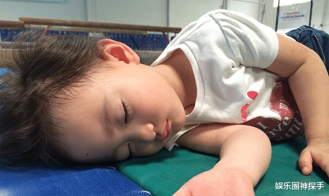 奥莉|李小鹏一儿一女长大了，9岁奥莉变化大，5岁儿子太可爱