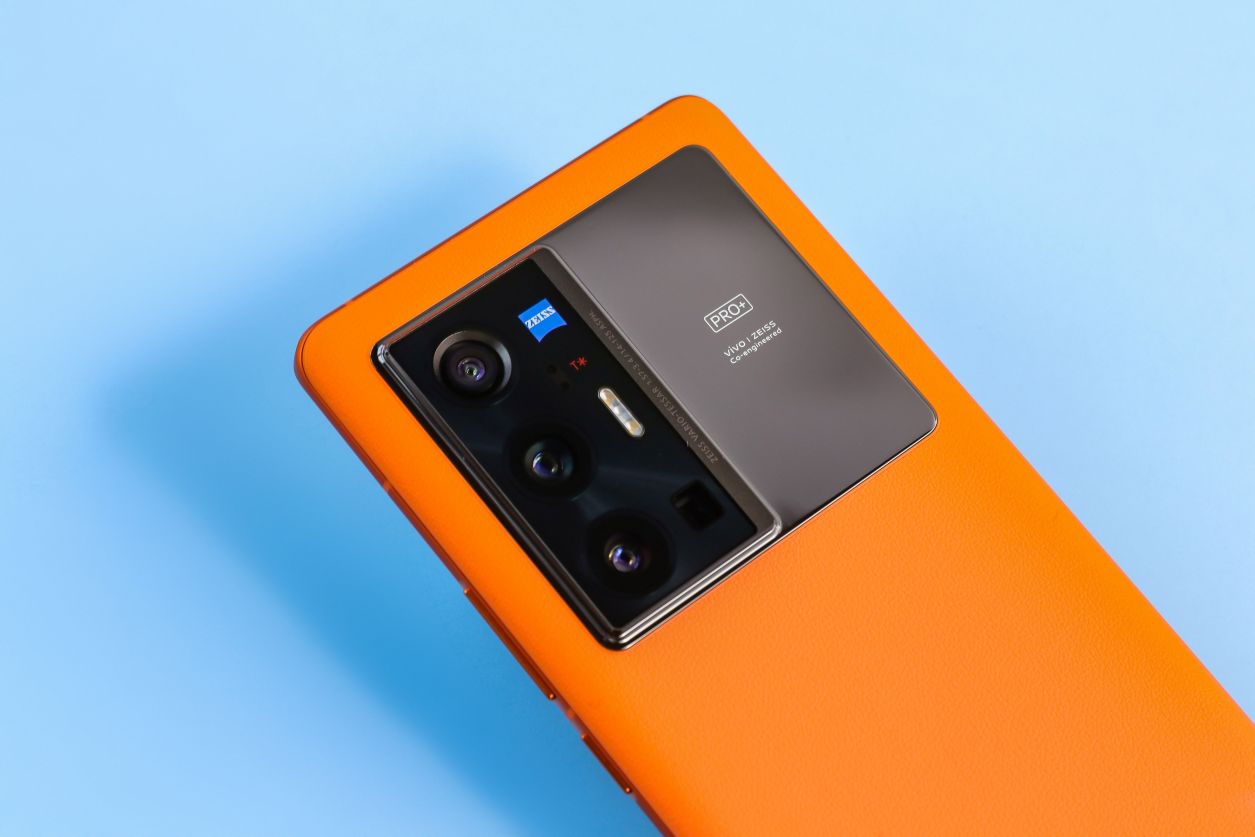 网银|高端旗舰应该选哪些？vivo、小米、苹果这三款成年度当仁不让之选