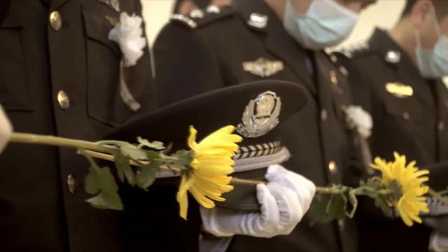 毒贩 吸毒男艺人复出!国庆新片上映遭网友集体抵制:没人能替死去的他们说原谅