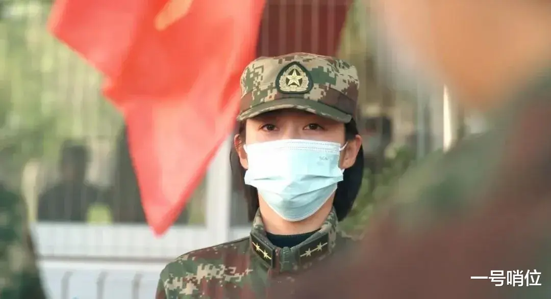 明星|40万粉丝的小姐姐，当排长了！