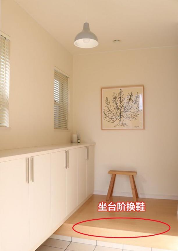 |玄关设计还是日韩到位，直接打造个落尘区，新房住10年也干净如新