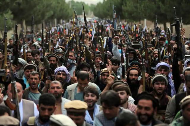 地盤遭威脅後，阿富汗大軍閥高調發聲：將與政府軍一道抵抗塔利班-圖2