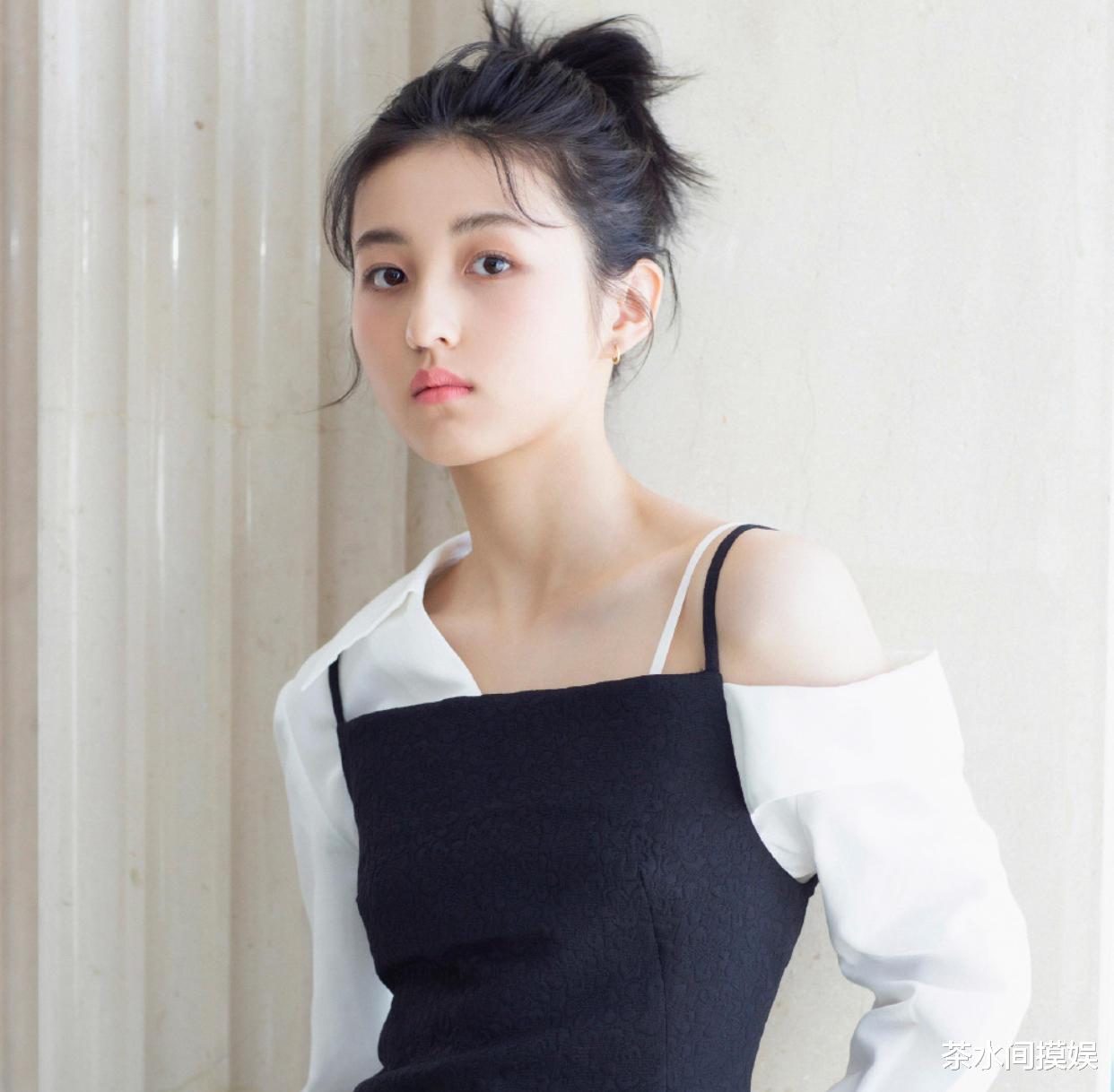 关晓彤|同是“国民闺女”却不同命？有人红成一线，有人差点被观众遗忘