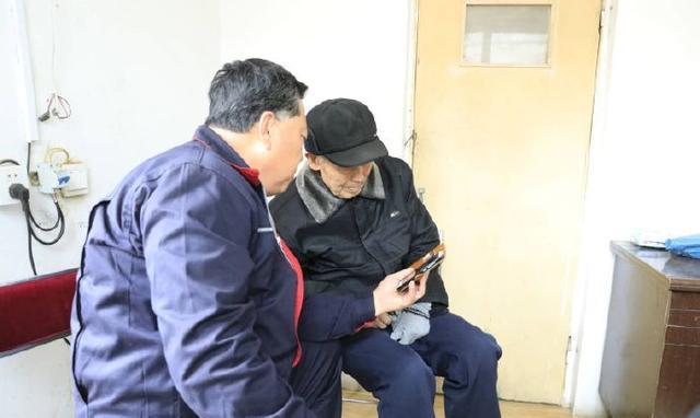 旅顺老李头 旅顺黄金街干休所听过雷锋作报告的两位老人