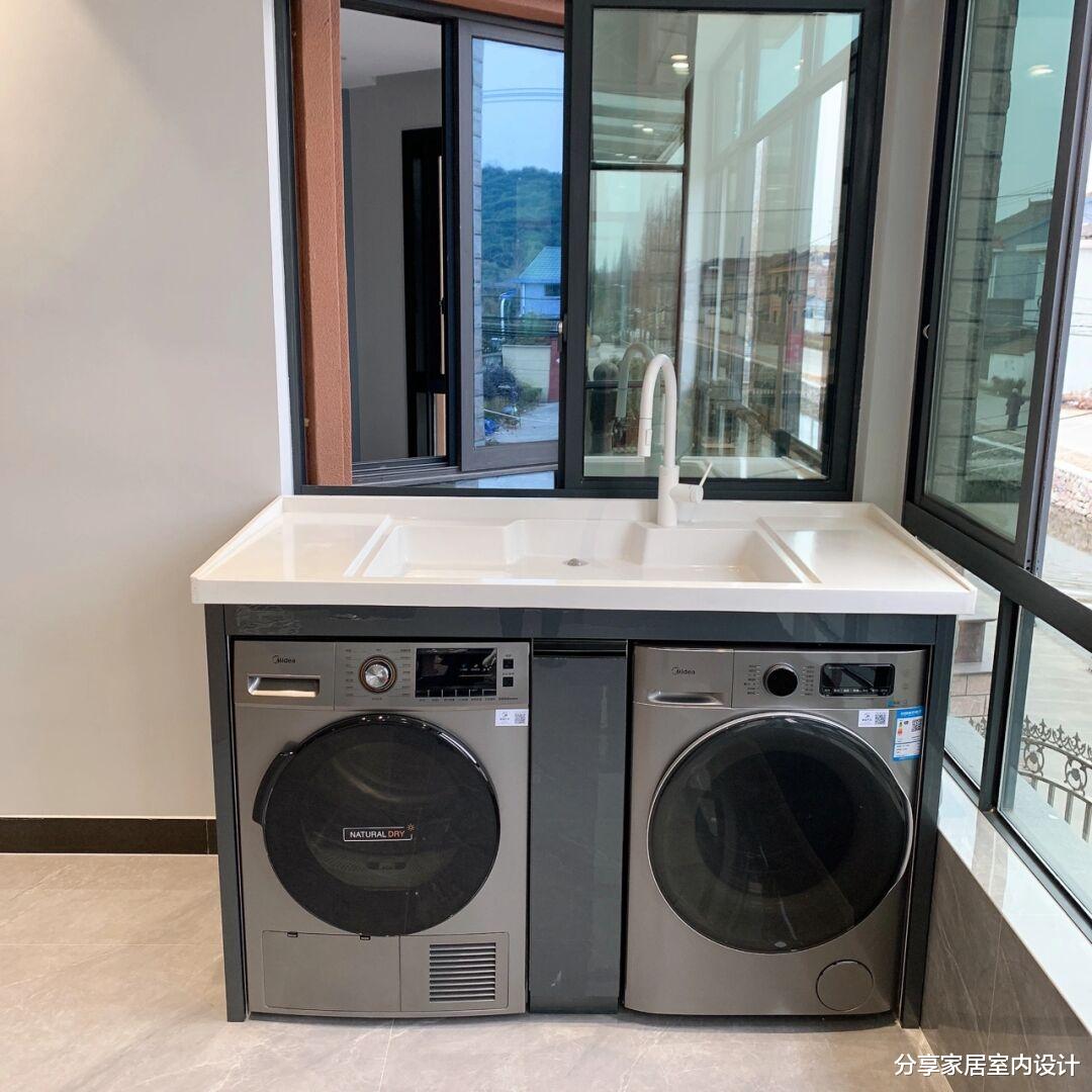 一边带孩子一边忙着装修,效果还不错,网购的家具进场很满意!