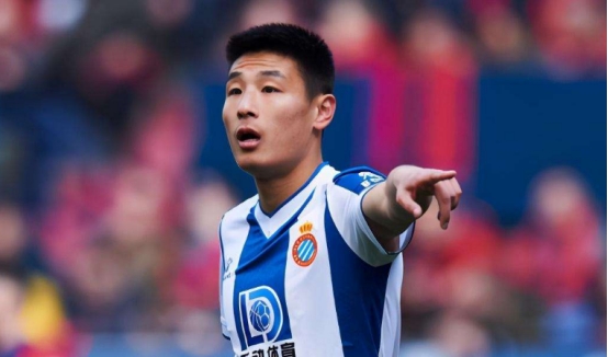 武磊|武磊不是太陽，但他至少是一束光，偶爾給我們帶來驚喜