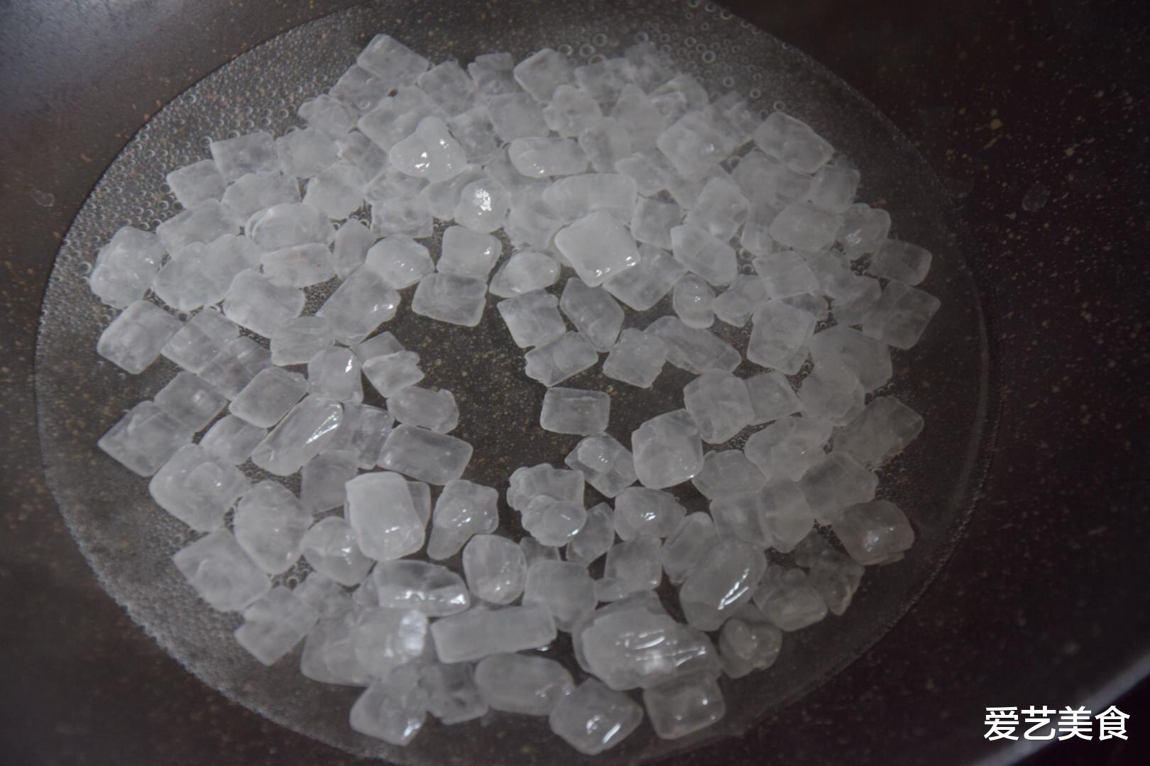 失眠|失眠总是睡不好，这2种水果放在一起煮，养心安神，睡得香