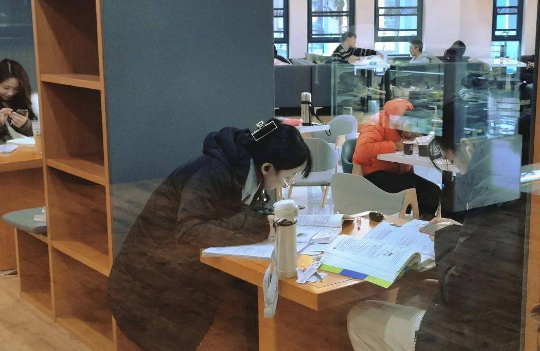 考研|毕业找工作后才发现，高考考上211和考研考上211，待遇截然不同