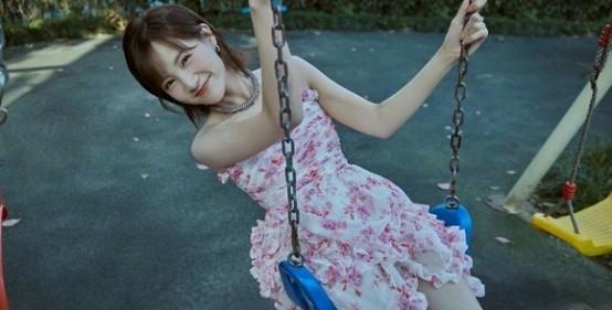 我独坐小窗一盏清茶 《我的时代，你的时代》未播先火，胡一天李一桐被指吸血杨紫李现