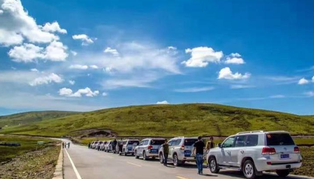 轮胎|川藏线上滚轮胎的人：有时仅需滚上半个月，就可以赚到一百万