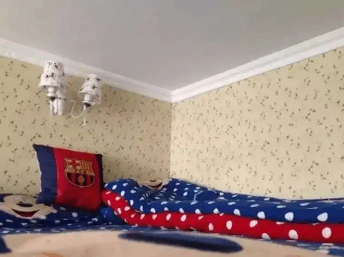 装修时尚家|晒晒在上海买的28平的新房，头顶天花板，但是我觉得很满足！