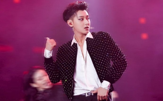 选秀|广电发文叫停偶像养成选秀,张艺兴包贝尔成输家,男团女团成绝唱