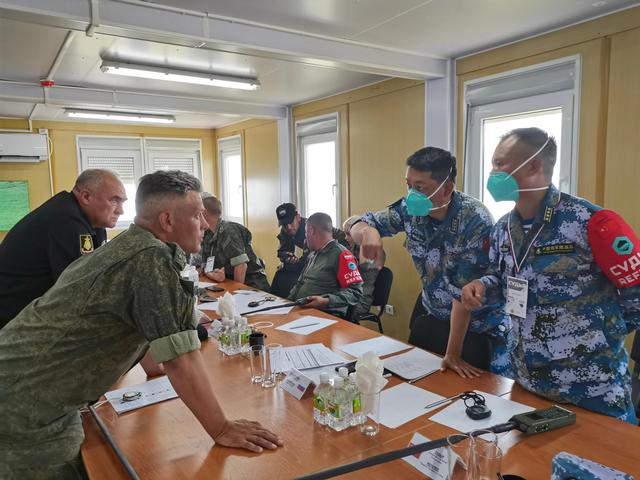 小朱聊育儿|波斯湾传来激烈枪声,俄海军陆战队激烈开火,白宫:事态很严重