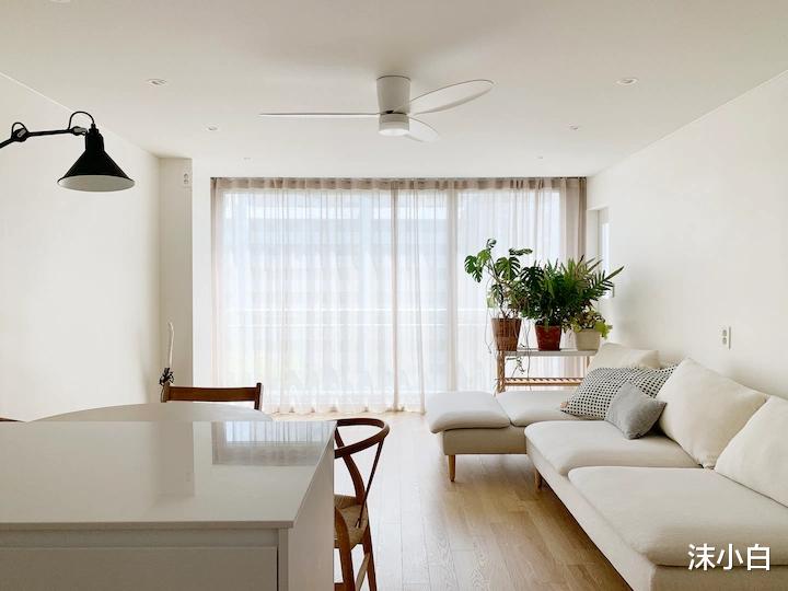 展现逆天的设计!96平逼仄厨房硬是多了岛台,吊打一半老户型!