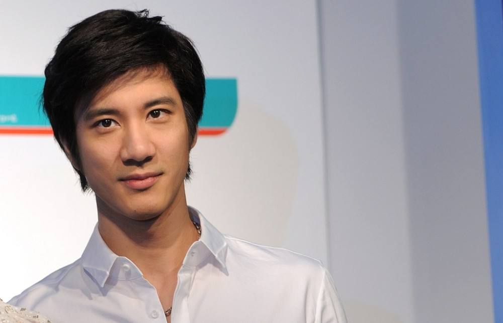 王力宏|王力宏曾追求刘亦菲汤唯李玟被拒绝！父母嫌弃张惠妹舒淇，拆散姻缘