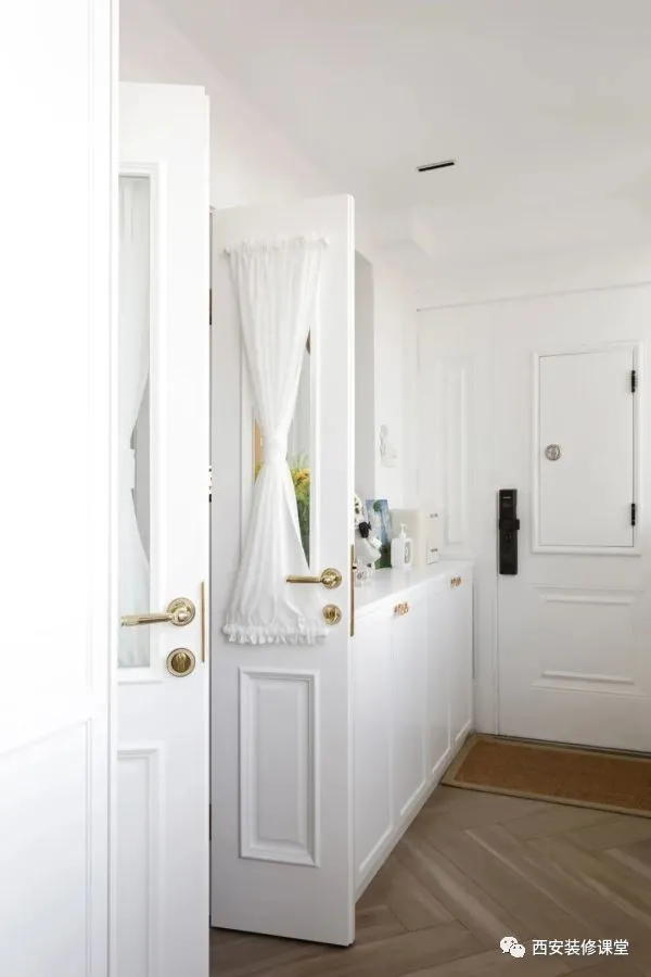 60㎡一室一厅法式小宅，两人的浪漫家