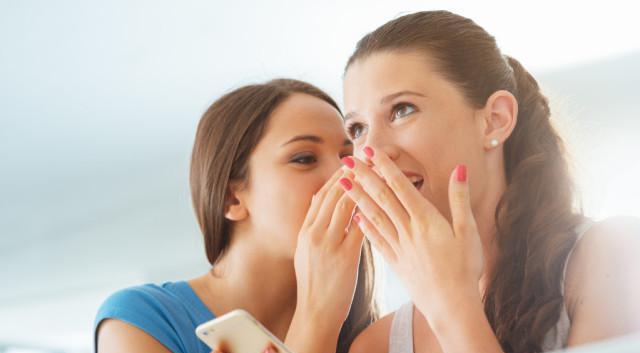 戚薇|戚薇欧阳娜娜同台，妇女胯和少女胯很明显，谁当妈一眼就看出来了