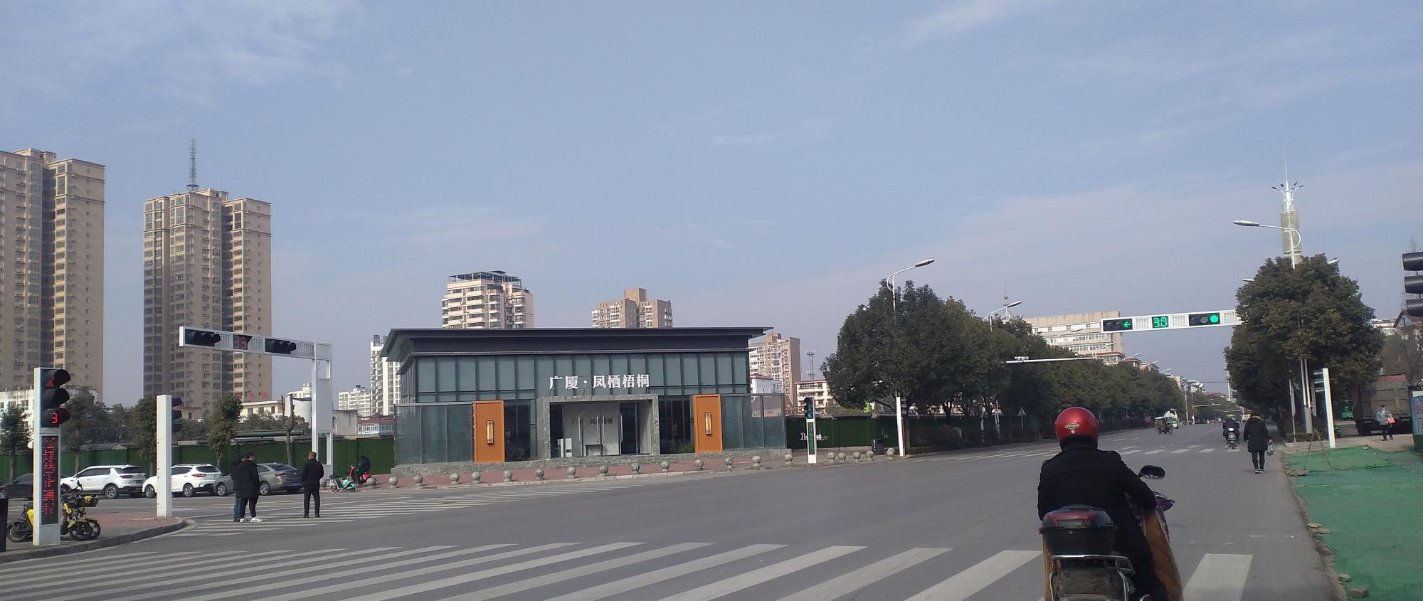 汉中|汉中：商品房变安置房，一处长期闲置的楼盘终于开工建设了