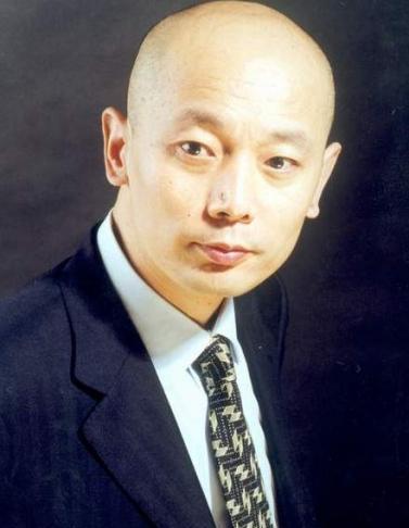 成龙|2020年那些巨星们的片酬有多少？网友：他现在不值钱，没人要他！