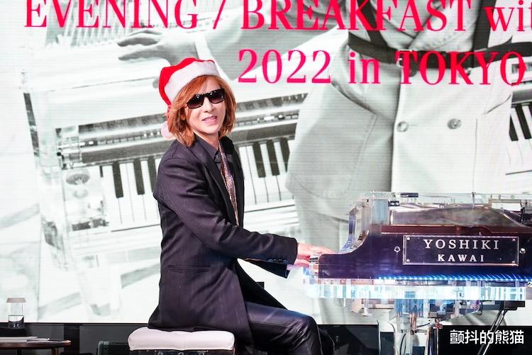 圣诞节|YOSHIKI圣诞老人登场~时隔二年重返日本