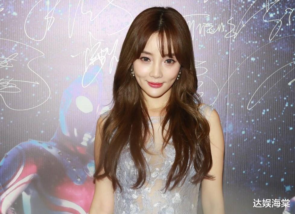 吴孟达|数十位明星发文哀悼吴孟达，释小龙让人泪目，唯独她被质疑蹭热度