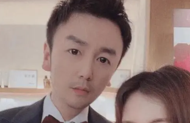 奚梦瑶|奚梦瑶产后首晒自拍！与何猷君靠肩太甜蜜，美颜过度被指认不出