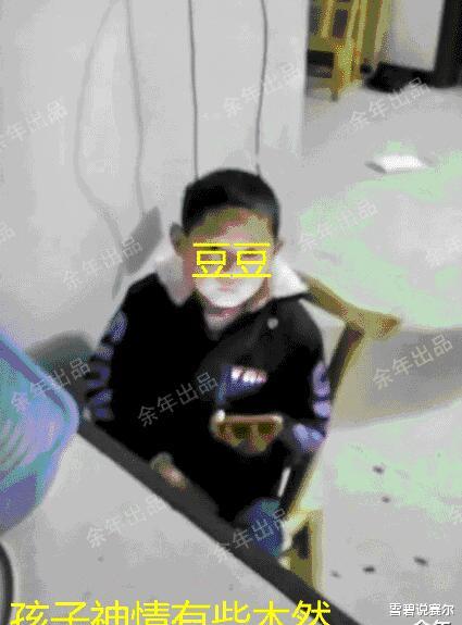 雪碧说赛尔 驻马店7岁男孩被锁家里，父母均出去打工，被发现时饿了5天