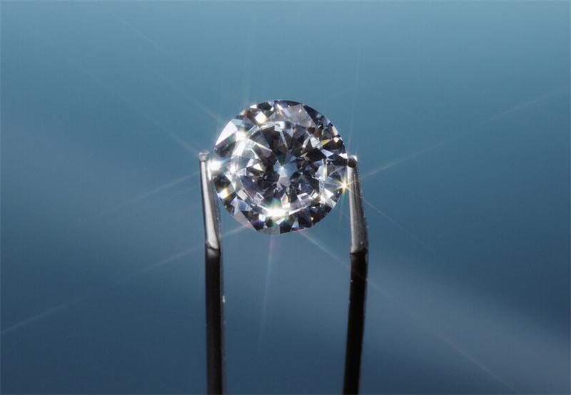 钻石 科技与浪漫的结合——培育钻石
