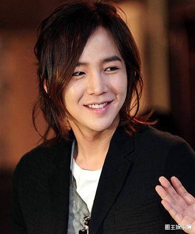 张根硕|“亚洲花美男”颜值回升？张根硕罕见自曝近照，油腻大叔不见了