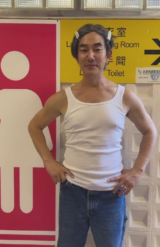 赵露思|任贤齐晒近照引热议，两鬓斑白面部油腻，网友：完全没认出来