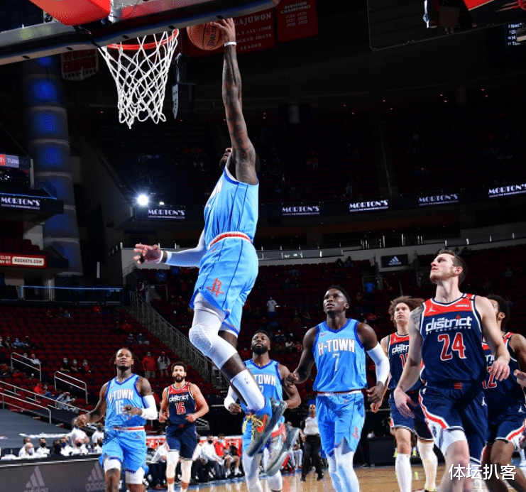 火箭队|狂胜19分！火箭3连胜！场上火爆冲突：威少对骂沃尔，2人被吹技犯