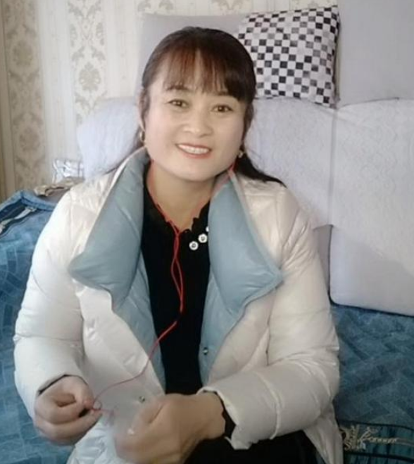 陈亚男|“新晋网红”赵丽:借女儿名气接痔疮广告,疑点重重是真是假?