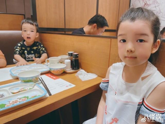 王栎鑫|王栎鑫离婚一年发布浪漫新歌遭吐槽，霸气回怼：离婚的男人该死吗