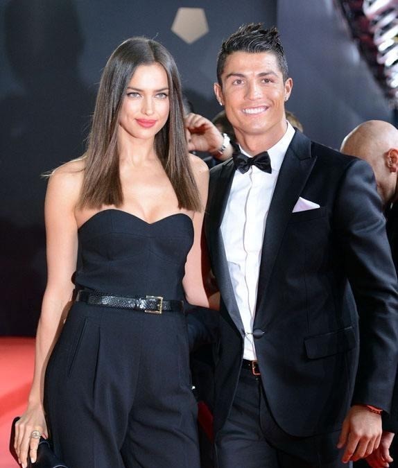 C罗|伊莲娜:离开C罗事业巅峰