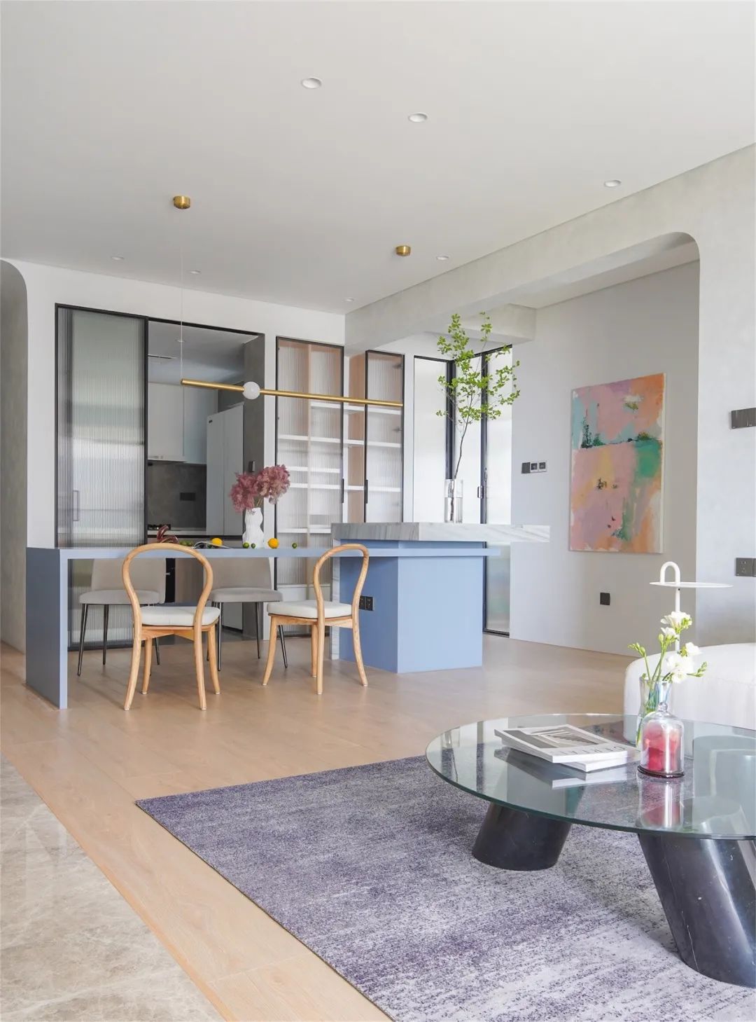 水泥墙、弧形设计：143m2摩登风，大概就是理想豪宅吧？