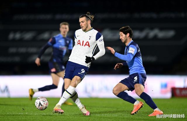 孙兴慜|0-1！英超7.3亿豪门被打爆！3人集体送大礼，孙兴慜一脸淡定