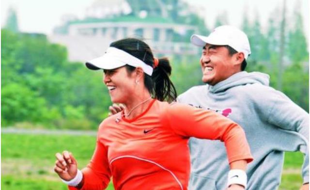 胡歌|38岁胡歌“情定”世界冠军，引起网友讨论，她才是真正的人生赢家