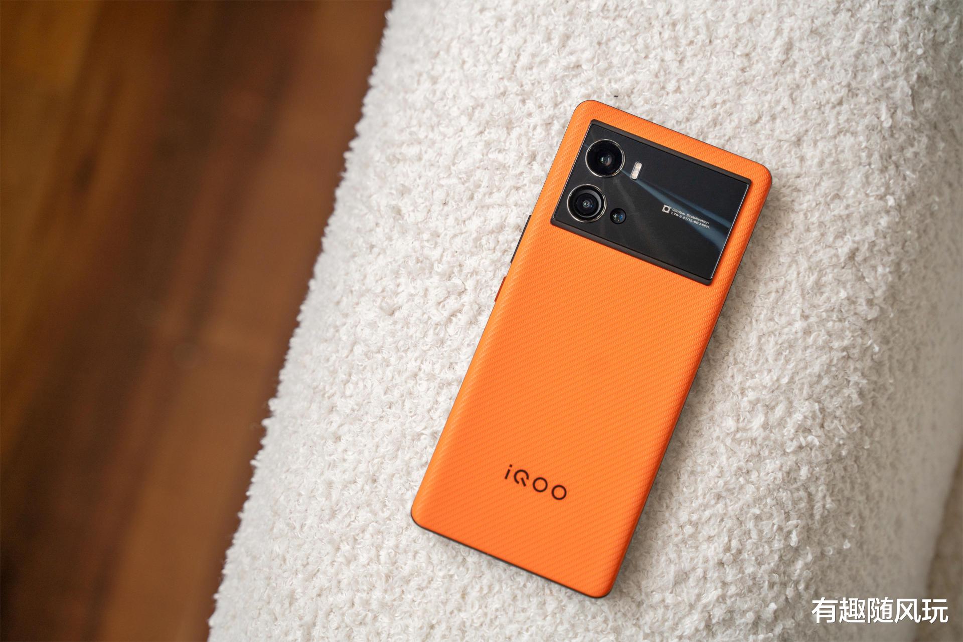 AirPods|iQOO 9 Pro测评：震撼性能体验，每一步操作都是惊喜