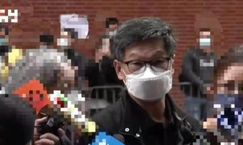 周星驰|达叔弟弟现身葬礼祭拜，有消息称其弟将会还愿周星驰，出演星爷下一部电影