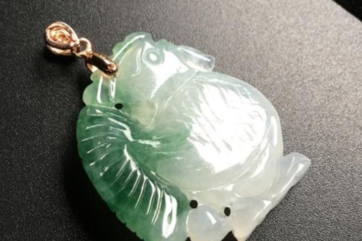 翡翠|王刚超贵豪宅引热议，别慌，房子哪有里面的翡翠贵重