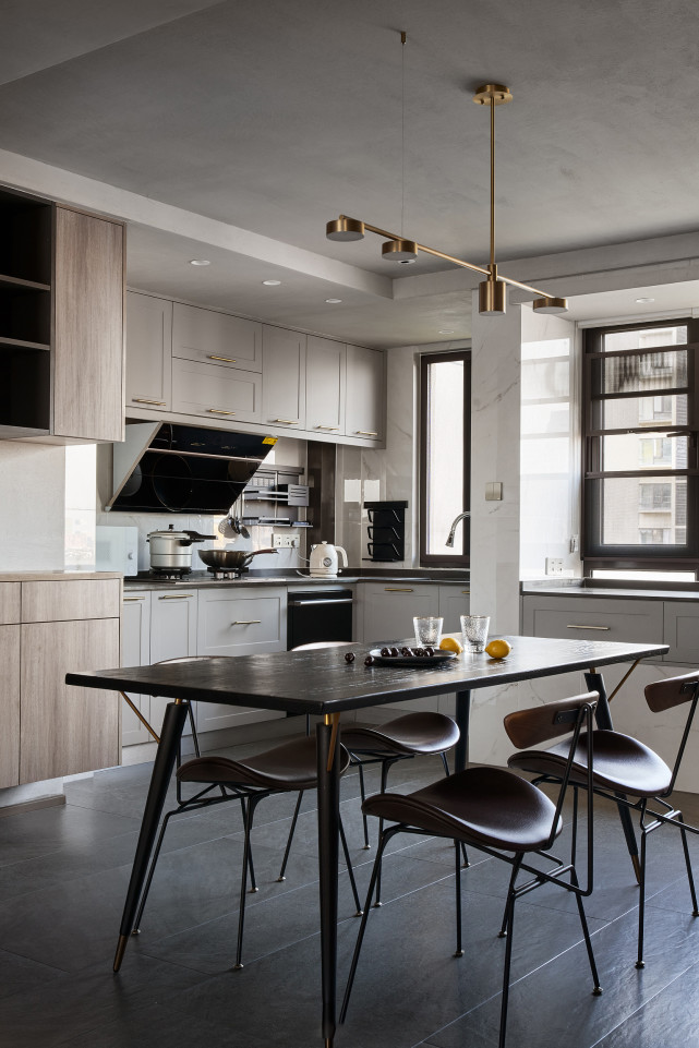 |120平三居室模糊厨房墙面和餐厅界限，做一个有餐厅的小户型